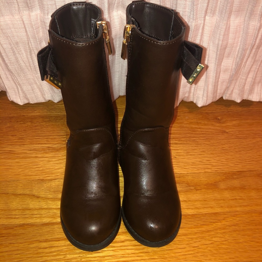 MK toddler brown boots
